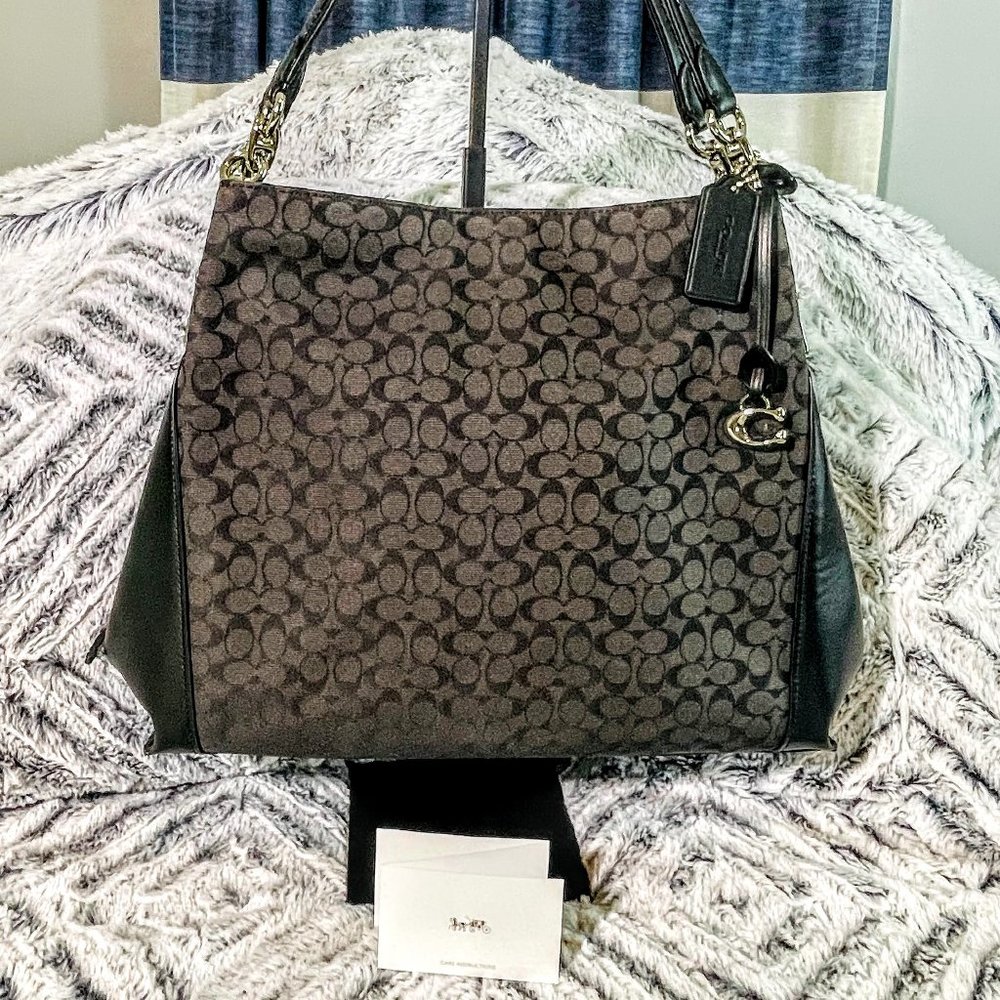 NWOT - COACH Dalton 31 In Signature Jacquard w/care cards (79697)